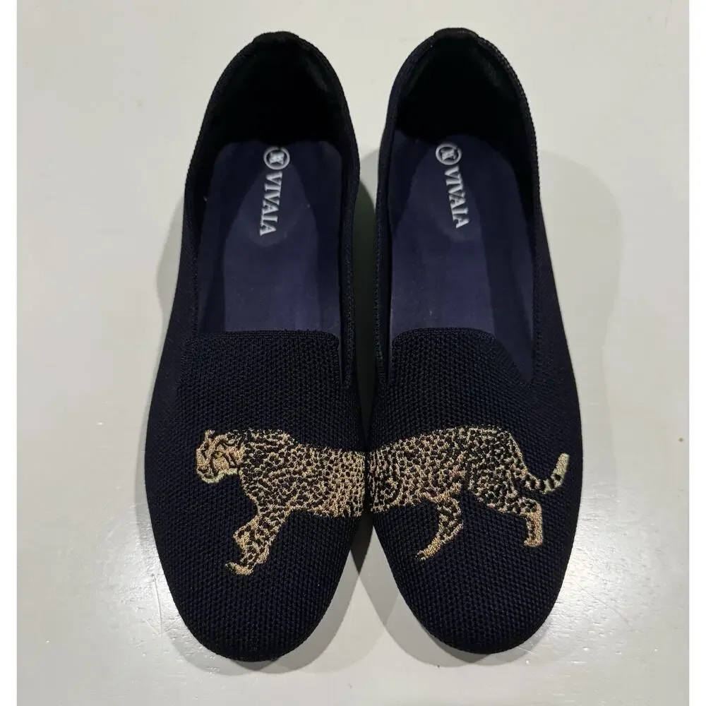 Vivaia NWOB Womens Navy Round Toe Cheetah Embroidered Audrey Flat Loafers 36.5